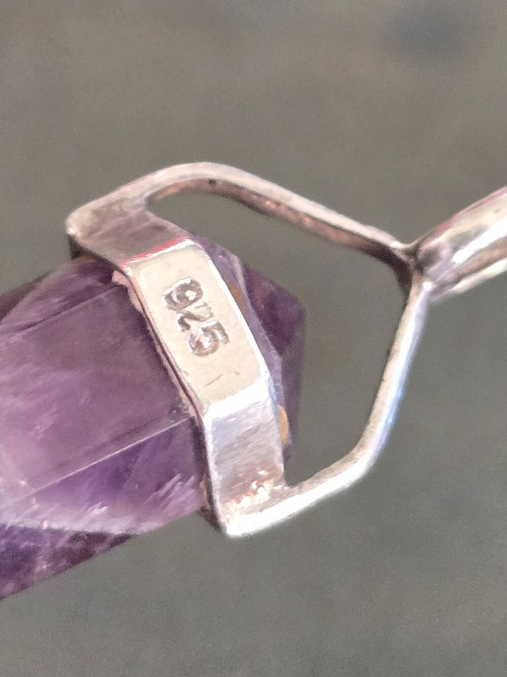 925 Sterling Silver Chevron Amethyst Crystal Point Pendant - Picture 2 of 7